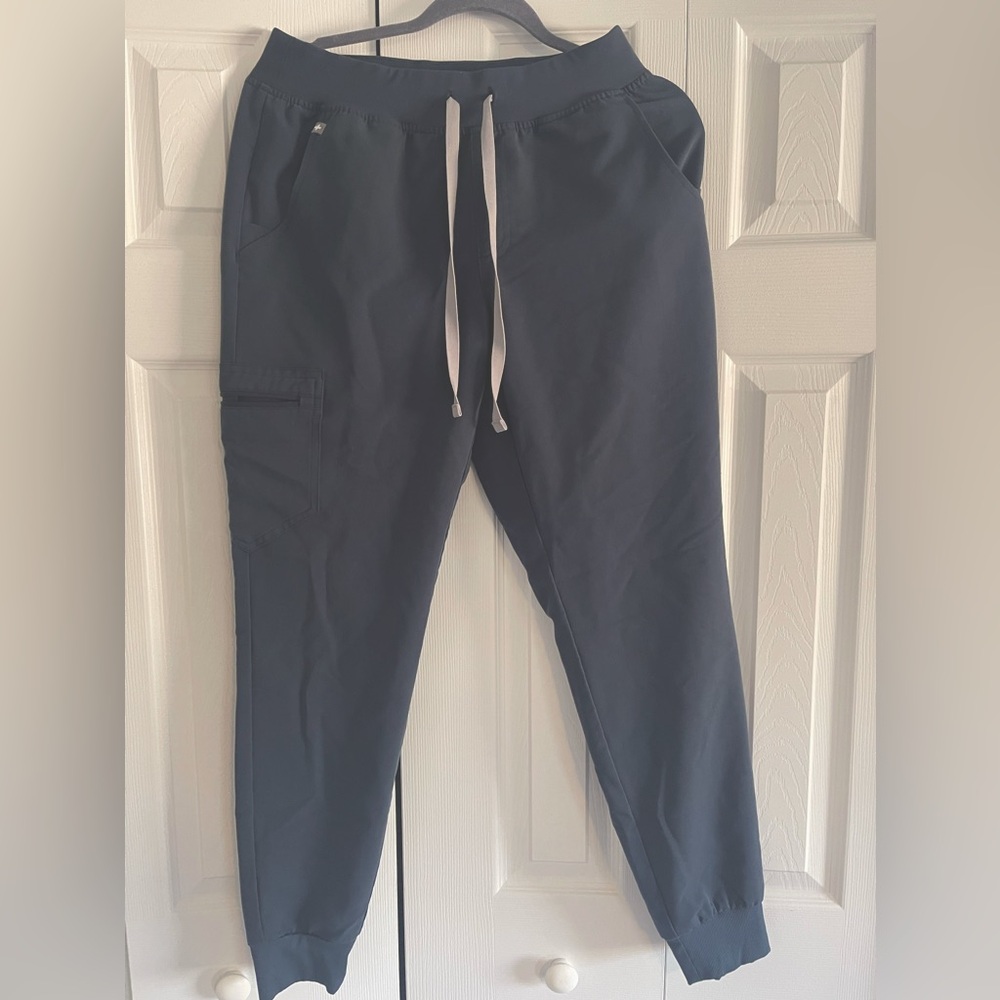 Figs Dark Harbor Zamora Jogger Scrubs, S